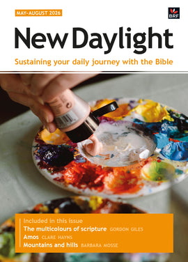 New Daylight: Sustaining your daily journey with the Bible Deluxe edition May-August 2026